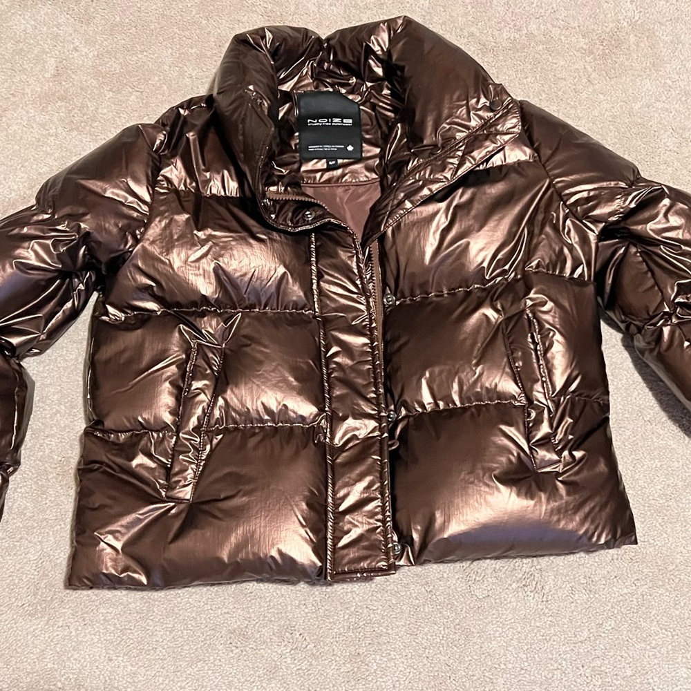 NOIZE Metallic Puffer